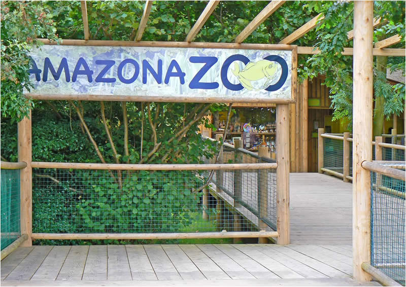 Amazona Zoo Entrance
