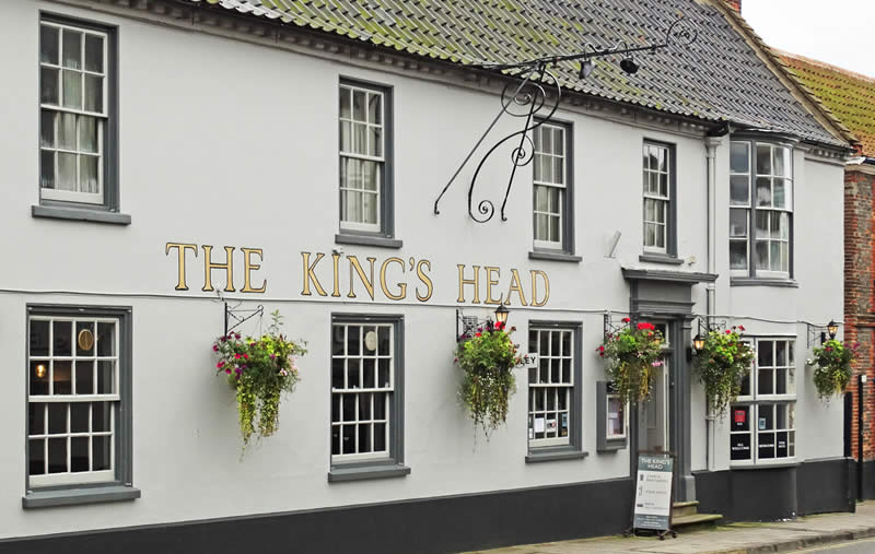 Holt King's Head Pub